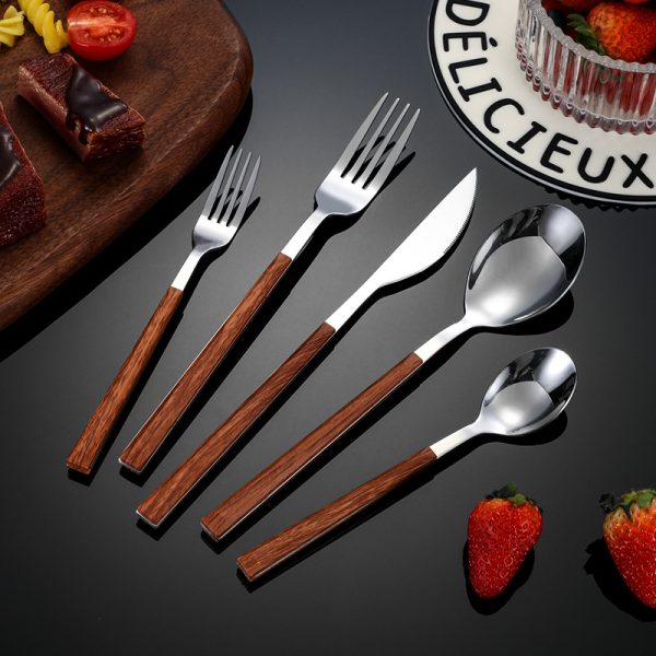 115 Korean style clamp handle cutlery set